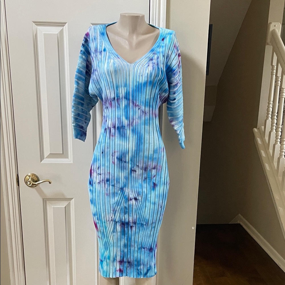 Hum+Bee Re_ Nuuly Tye dye Ribbed Bodycon midi Dress, sz med